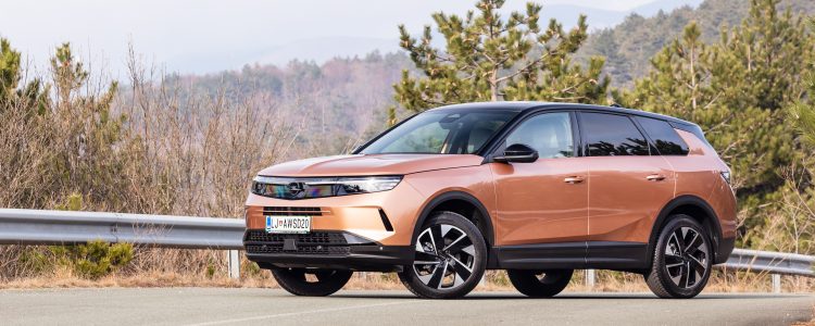 Opel_Grandland_12_Turbo_Hybrid_GS_001