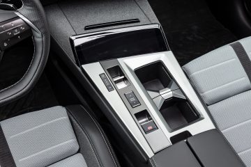 Opel_Grandland_12_Turbo_Hybrid_GS_15