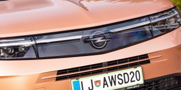 Opel_Grandland_12_Turbo_Hybrid_GS_35