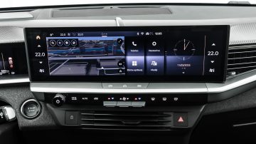 Opel_Grandland_12_Turbo_Hybrid_GS_48