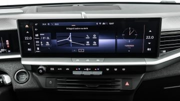 Opel_Grandland_12_Turbo_Hybrid_GS_51