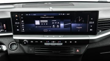 Opel_Grandland_12_Turbo_Hybrid_GS_52
