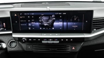 Opel_Grandland_12_Turbo_Hybrid_GS_54