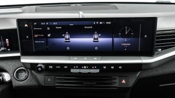 Opel_Grandland_12_Turbo_Hybrid_GS_55
