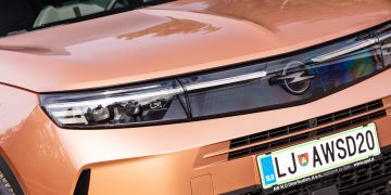 Opel_Grandland_12_Turbo_Hybrid_GS_58