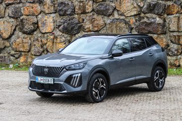 Peugeot 2008 1.2 GT-10