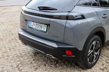 Peugeot 2008 1.2 GT-25