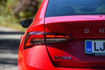 Škoda Octavia 1.5 TSi limuzina-27