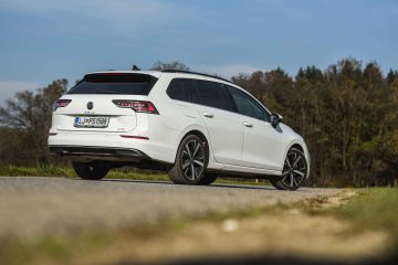Volkswagen Golf Variant karavan 1.5 TSI R-Line-11