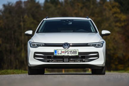 Volkswagen Golf Variant karavan 1.5 TSI R-Line-18