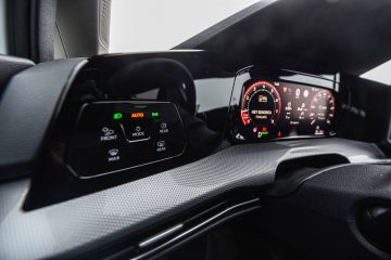 Volkswagen Golf Variant karavan 1.5 TSI R-Line-23