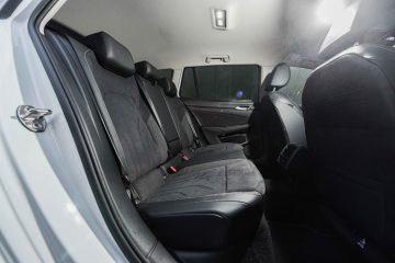 Volkswagen Golf Variant karavan 1.5 TSI R-Line-41