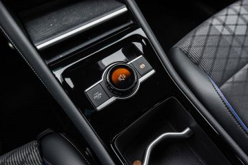 Volkswagen Tiguan 2.0 TDI R-Line-32