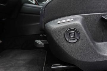 Volkswagen Tiguan 2.0 TDI R-Line-33