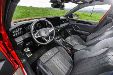 Volkswagen Tiguan 2.0 TDI R-Line-46
