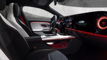 2026-Mercedes-CLA-313-15