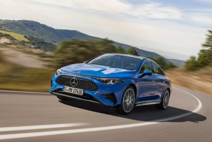 2026-Mercedes-CLA-313-3