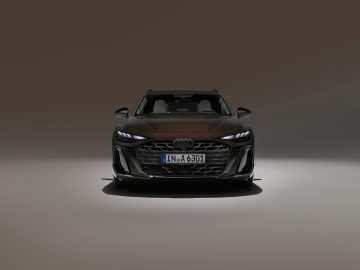 Static photo, 
Colour: Madeira Brown metallic