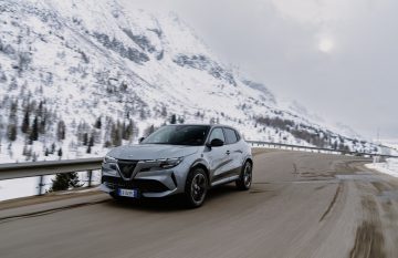 Alfa-Romeo-JuniorIbridaQ4-012
