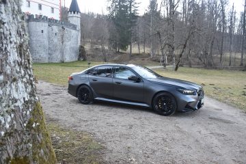 BMW M5 04