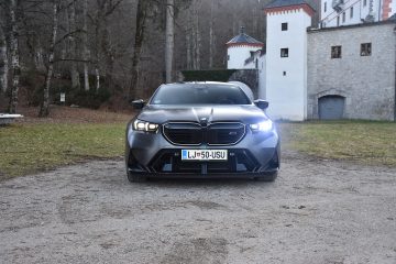 BMW M5 05
