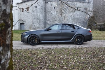 BMW M5 09