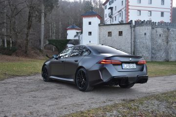 BMW M5 15