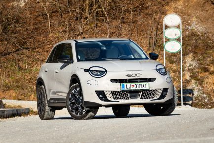 Fiat_600_12_MHEV_100_La_Prima_001