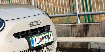 Fiat_600_12_MHEV_100_La_Prima_03
