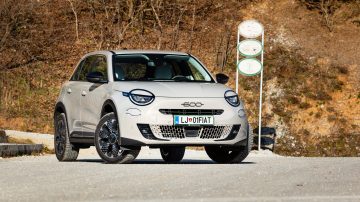 Fiat_600_12_MHEV_100_La_Prima_21