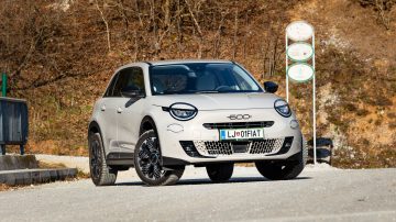 Fiat_600_12_MHEV_100_La_Prima_51