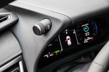 Lexus UX hybrid hibrid-18
