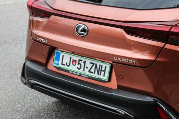Lexus UX hybrid hibrid-24