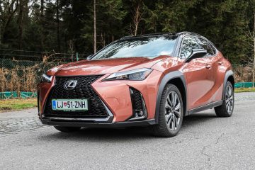Lexus UX hybrid hibrid-28