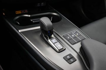 Lexus UX hybrid hibrid-32