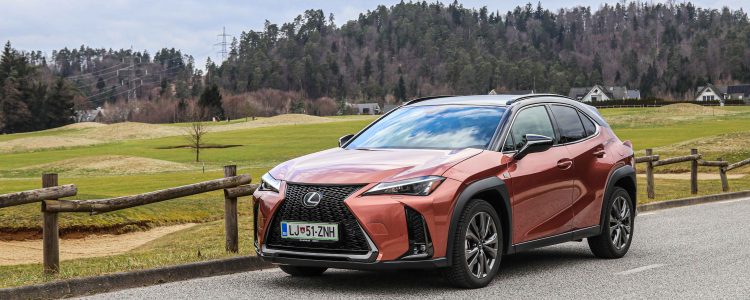 Lexus UX hybrid hibrid-33
