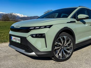 Škoda Elroq-18