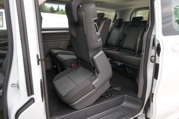 Volkswagen Caravelle (2)