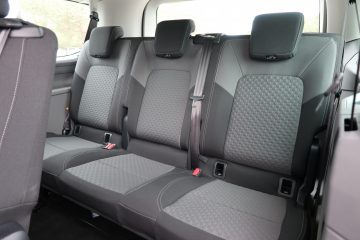 Volkswagen Caravelle (3)