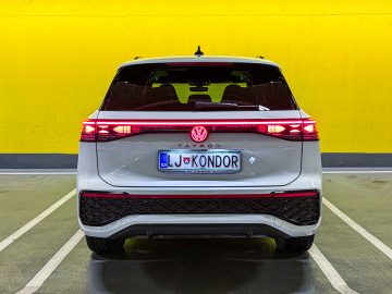 Volkswagen Tayron-10