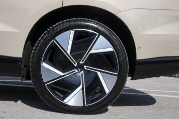 Volvo EX90 (4)