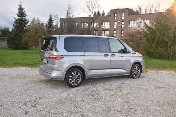 VW MULTIVAN 06