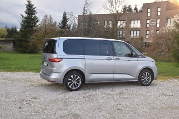 VW MULTIVAN 09