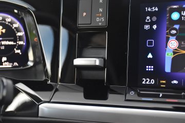 VW MULTIVAN 16