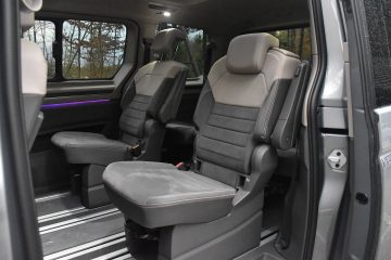 VW MULTIVAN 23
