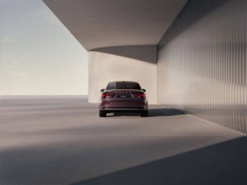 347789_Refreshed_Volvo_S90_exterior