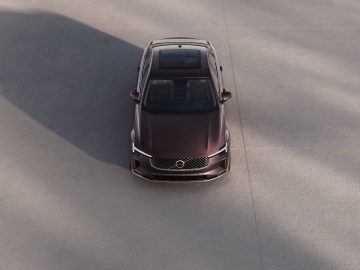 347791_Refreshed_Volvo_S90_exterior