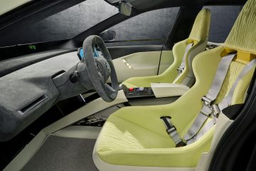 bmw-vision-driving-experience-shanghai-motor-show-front-seats