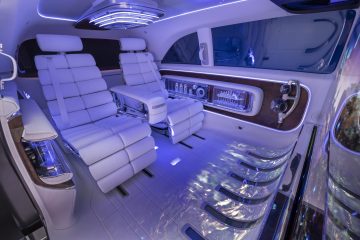 Der Beginn einer neuen Ära: Der Vision V gibt einen Ausblick auf ein neues Segment luxuriöser Limousinen

Dawn of a new era: the Vision V provides a glimpse of a new segment of luxury limousines