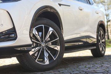 MG HS PHEV-20